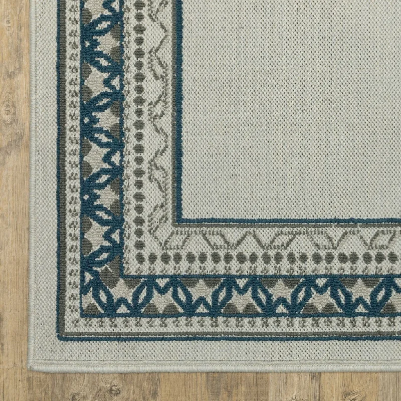 Carpet for overland rug-2' X 4' Stain Resistant Indoor / Outdoor Area Rug - Blue / Beige