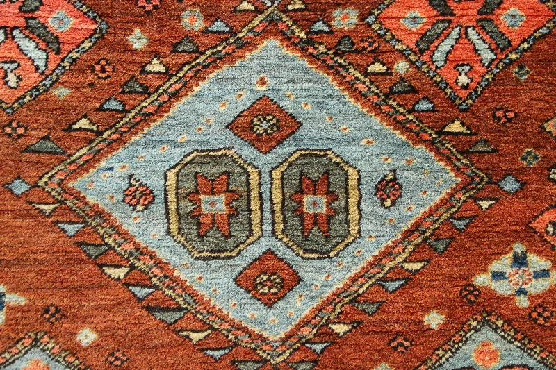 Carpet for warm rug-Antique Heriz Rug 127 x 185cm / 4'2" x 6'1"