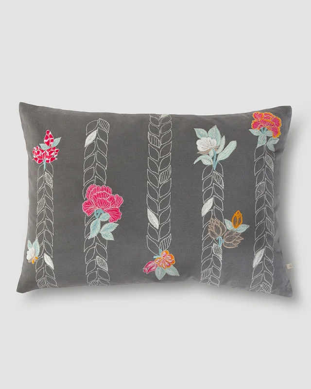 Pillow with thick finish-Garland Pillow Cover