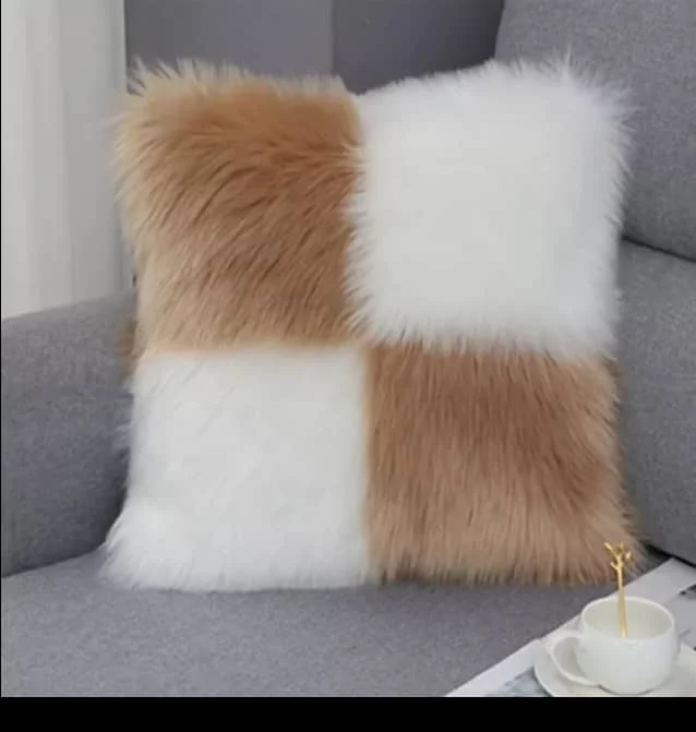 Pillow with firm core-Unique Fur Throw Pillow 20 x 20