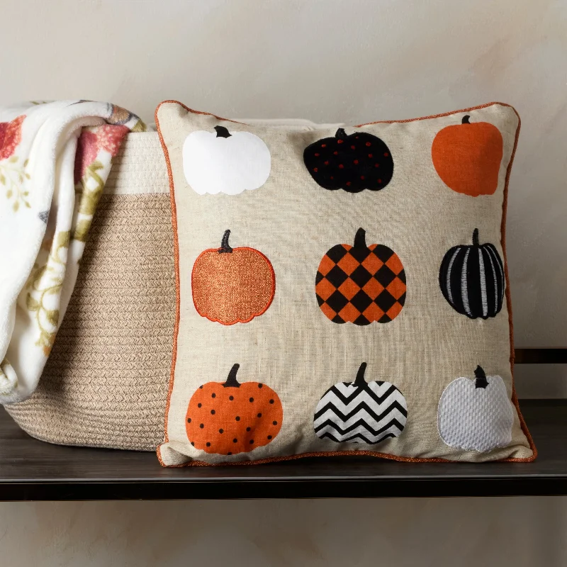 Pillow with strong core-Halloween Pumpkin Line Up Pillow 18x18