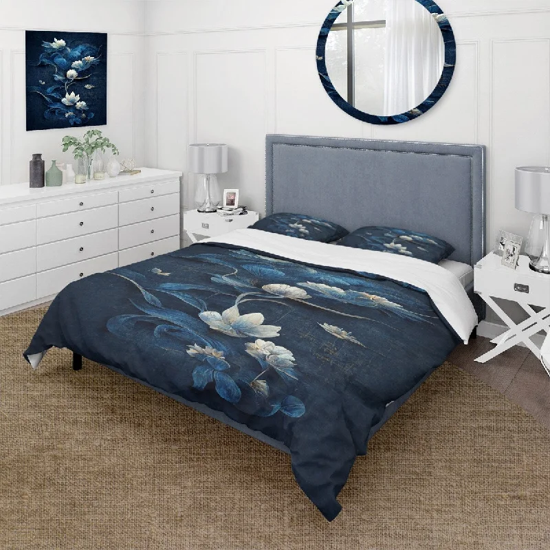 How to fluff pillows-Designart "Chinese Blue And White Flowers IV" Blue Traditional - Bed Cover Set With Shams