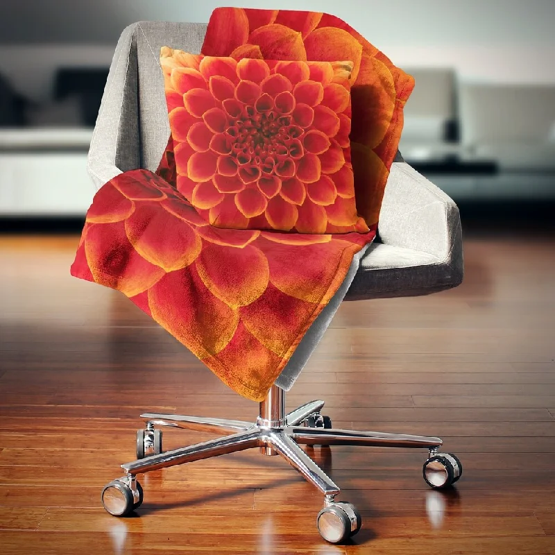 Textured cozy throw blanket -Designart 'Close Up Orange Flower Petals' Floral Throw Blanket