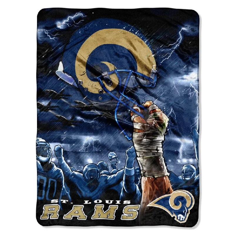 Super cozy patterned throw blanket -NFL St. Louis Rams Rachel Sky Helmet Throw