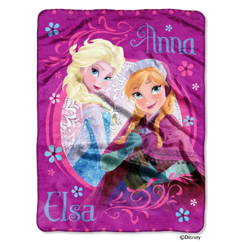 Stylish autumn throw blanket -The Northwest Company ENT 059 Frozen Loving Sisters Throw