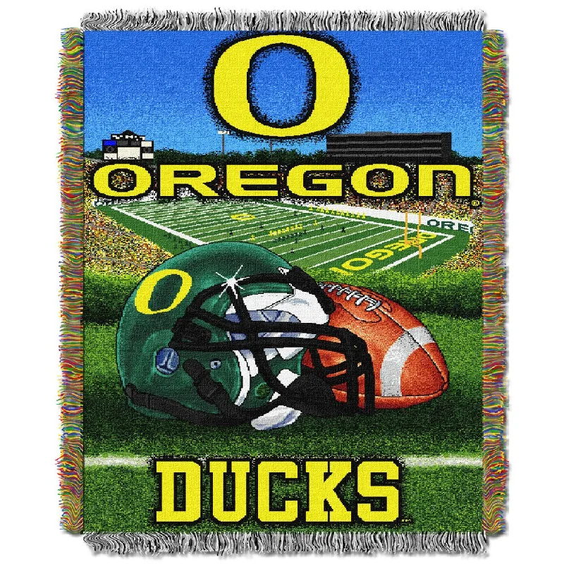 Luxuriously thick throw blanket -University of Oregon Ducks Tapestry Throw